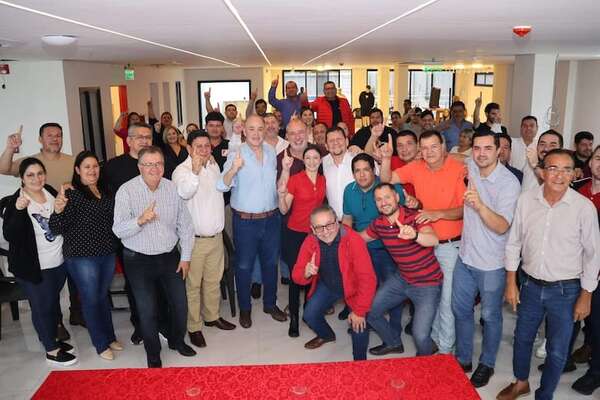 AUDIO: Vaesken promete dar 1.500 cargos a seccionaleros si gana Comuna de CDE - Notas - ABC Color
