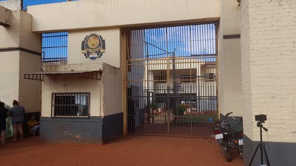 Detectan celdas vip en Penitenciaría Regional de Pedro Juan Caballero - Nacionales - ABC Color