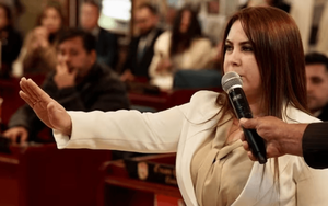 María Ester Portillo asumió como intendenta interina de Ciudad del Este - Noticiero Paraguay