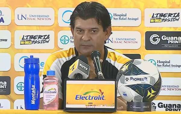 Equipo de Pepe Cardozo continúa líder en Costa Rica - Fútbol - ABC Color