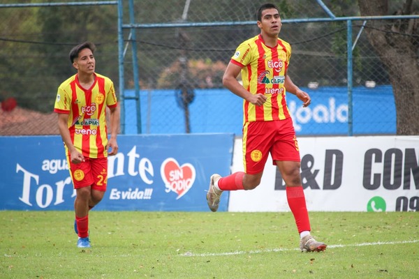 Martín Ledesma sumó de a tres en el cierre de la fecha 20