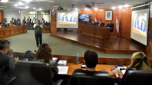 Junta de Asunción sin mayoría definida para elegir nuevo intendente - Portal Digital Cáritas Universidad Católica