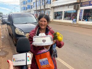 “Kape’i”, la mujer que conquistó a Cambyretã con su esfuerzo y alegría, celebra 42 años de vida