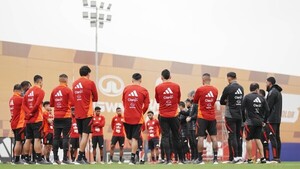Mas bajas en Perú para enfrentar a Uruguay y Paraguay