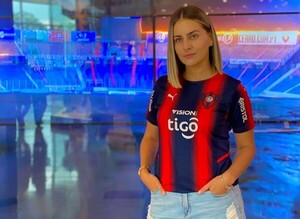 Popular / Periodista sexy pidió a 4 jugadores de Cerro que se dediquen a otra cosa