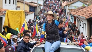 Machado agradece a Paraguay por declarar organización terrorista al Cartel de los Soles
