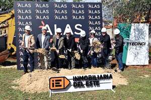 Alas Pinedo da su primer paso con palada inicial - Empresariales - ABC Color
