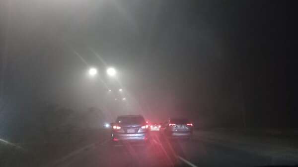 Niebla densa reduce la visibilidad y complica el tránsito - Clima - ABC Color