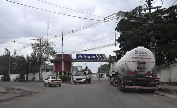Petropar fracasa en otra compra de gasoil a desconocida firma emiratí - Economía - ABC Color