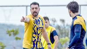 Julio César Cáceres eligió respetar su contrato con Luqueño