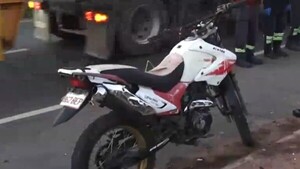 Peatón muere atropellado por una moto al cruzar la ruta en medio de la neblina en Limpio