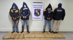 Incautan 170 kilos de marihuana y arrestan a tres personas