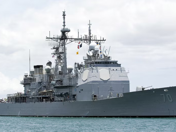 Estados Unidos despliega poder naval frente Venezuela