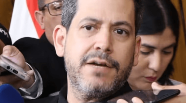Diputados aún no recibe informe de intervención tras renuncia de Nenecho - Noticiero Paraguay