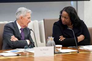 “No voy a renunciar”: gobernadora de la Fed desafía a Trump - Mundo - ABC Color