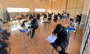 Concurso docente: MEC es cómplice en caso de fraude, alegan gremios - Nacionales - ABC Color