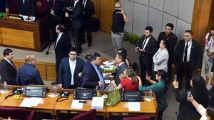 Denuncian a secretario de Bachi por amenazar a una mujer en la vía pública
