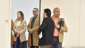 "La casa de la gente va a terminar en manos de los bancos", dice abogada sobre propuesta del interventor