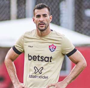 Flamengo humilla a Vitória, sin Raúl Cáceres - Fútbol - ABC Color