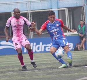 El paraguayo Romero enfrenta al Olimpia - Fútbol - ABC Color