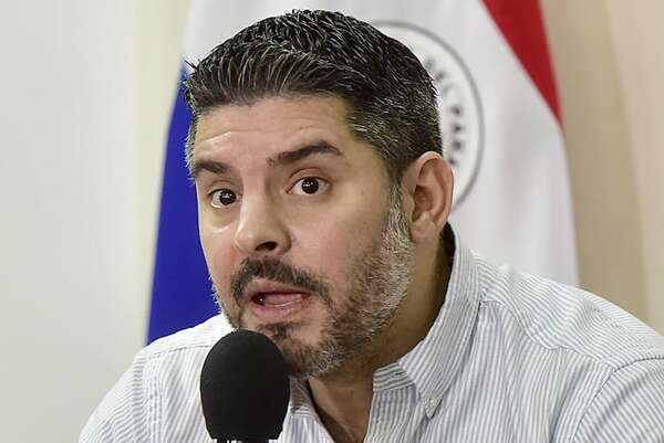 Diputada cuestiona “falta de transparencia” en la publicación del informe de la intervención a gestión de “Nenecho” - Ancho Perfil - ABC Color