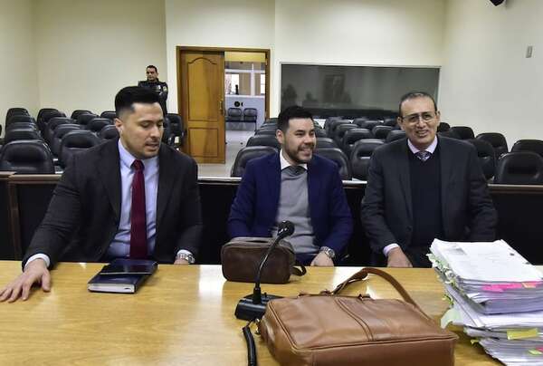 Defensa de Erico Galeano resta importancia a pruebas admitidas por tribunal - Nacionales - ABC Color