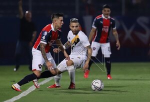 Versus / Newell's refuerza su lote de jugadores paraguayos