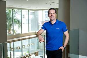Cellshop: de un local de accesorios a un imperio del retail regional - Negocios - ABC Color
