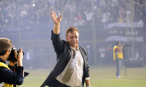 Olimpia vuelve a confiar en su leyenda: Éver Hugo Almeida, nuevo DT del Decano - OviedoPress