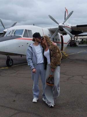 Video: piloto de rally sueco y su novia viaja en avión de la FAP, pero ¿quién paga? - Nacionales - ABC Color