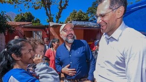¿Viola la ley? Procurador y miembro del BCP comparte acto político con Orlando Arévalo en Lambaré