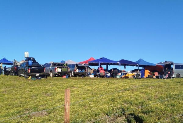 Multitud de visitantes se instala en Nueva Alborada para vivir el Rally Mundial