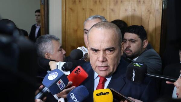 Bachi Núñez sobre incidente en Luque: “Está en campaña política, quiso aprovechar a costa del presidente”