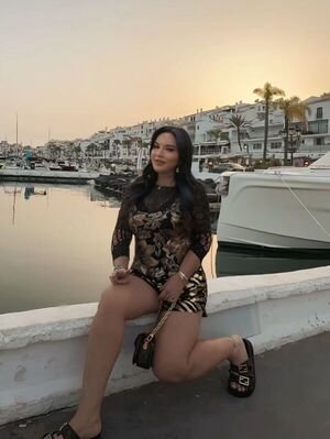 Popular / ¡Zuni Castiñeira y sus días "padrísimos" por Marbella!