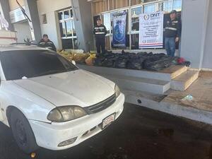Incautan vehículo con 1.340 kg de tomates ingresados presuntamente de contrabando
