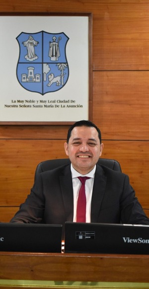 Luis Bello asume como intendente interino de Asunción | Unicanal