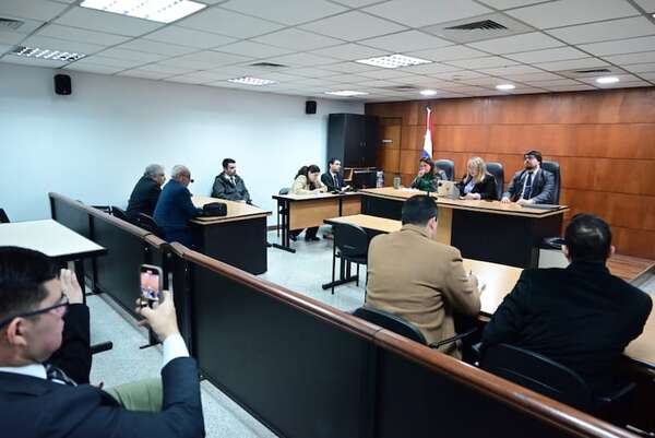 Tribunal condena a ex edil cartista de Yuty - Política - ABC Color