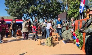 En emotivo acto, familiares recuerdan la masacre de ocho militares en Arroyito – Prensa 5