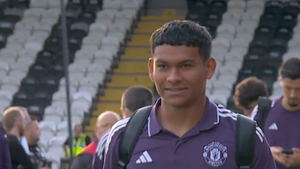 Diego León podría debutar oficialmente en el Manchester United