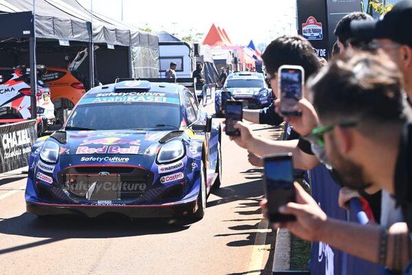 La fiesta del Rally Mundial ya se vive a pleno en la Fan Zone de Encarnación