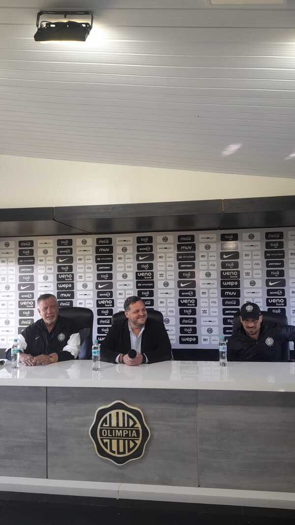 Éver Almeida pidió paciencia para poder desarrollar su trabajo en Olimpia