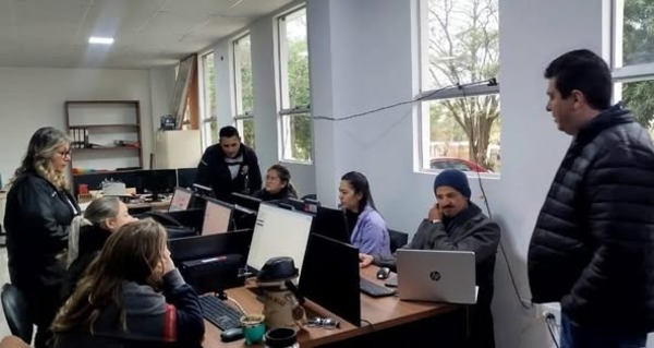 Capacitan a funcionarios de las penitenciarías de Alto Paraná en el uso del sistema HIS - ADN Digital