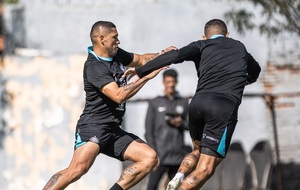 "Richard Ortiz no está gordo", asegura Éver Hugo Almeida