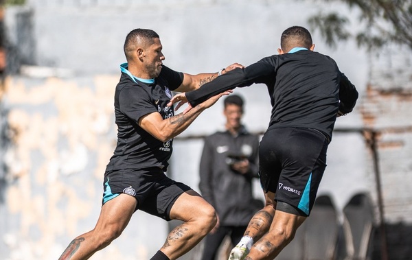 "Richard Ortiz no está gordo", asegura Éver Hugo Almeida