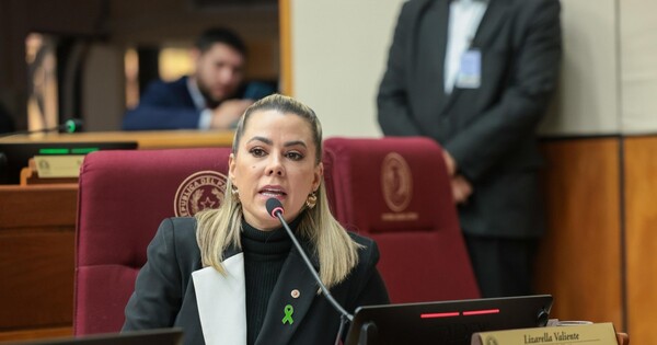 Lizarella tildó a Pereira de "vedette" luego de que se filtraran los supuestos chats de Nenecho