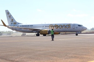 Primer vuelo internacional arribó al Aeropuerto de Encarnación