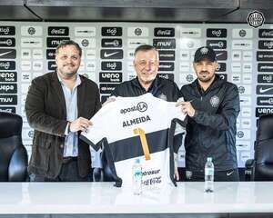 El equipo técnico que acompañará a Éver Almeida en su quinto ciclo en Olimpia - Olimpia - ABC Color