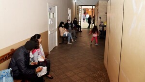 Lambaré: Pacientes denuncian que, por fallas del 154, se quedan sin consultar