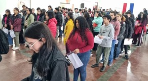 Becarios de Ñeembucú deben presentar documentos para segundo desembolso