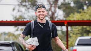 Julio Enciso regresó a Brighton